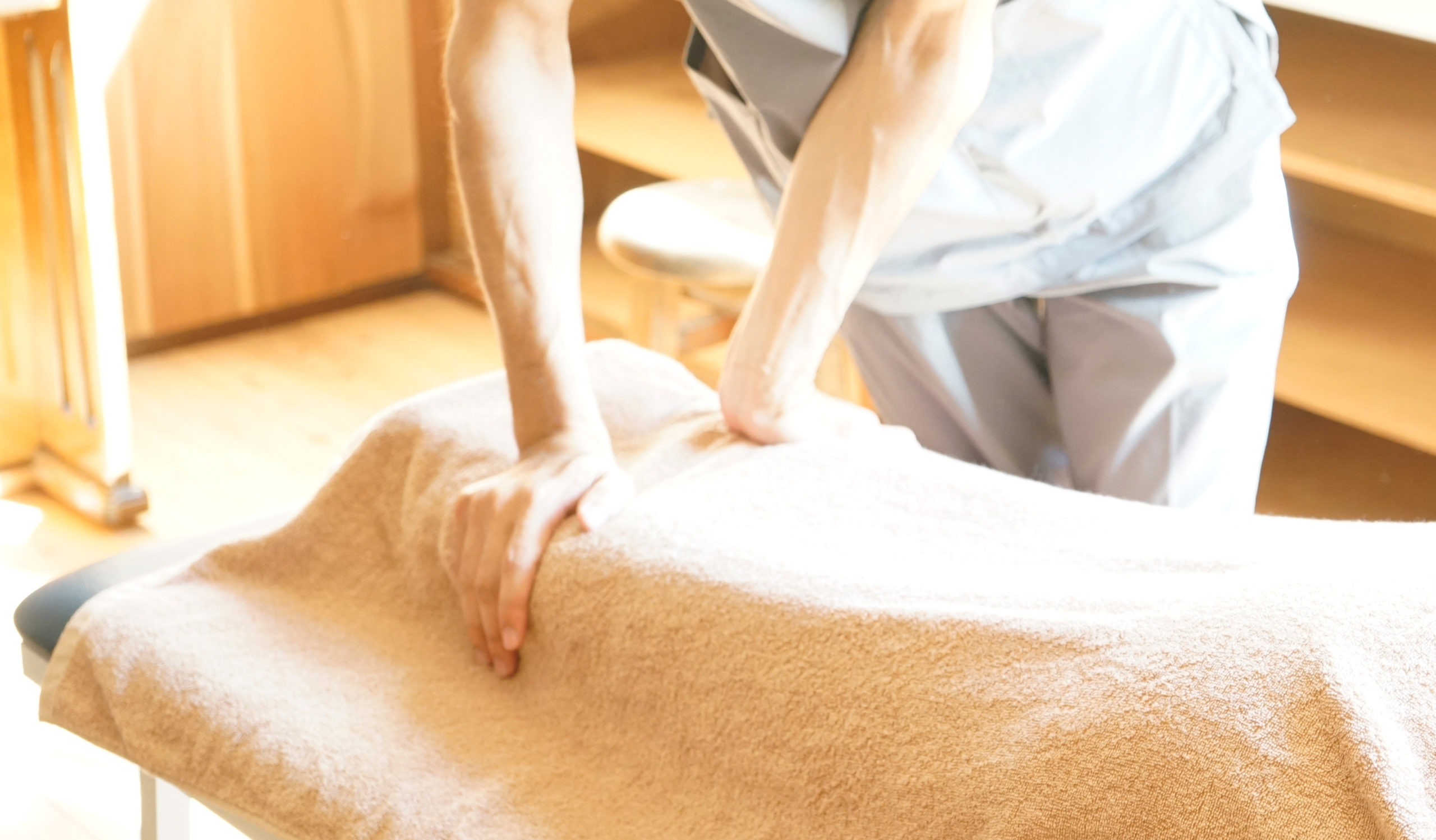 出張専門はなざわ整体院